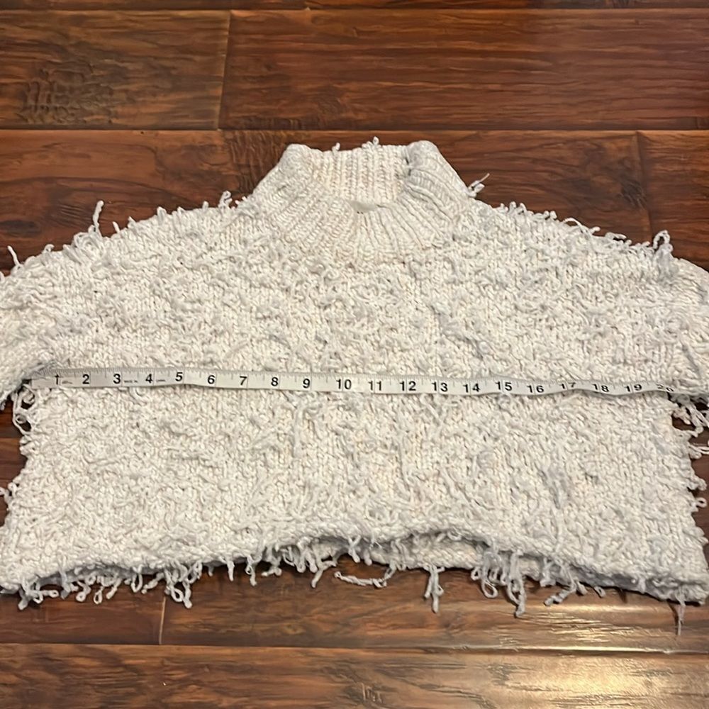 Urban Outfitters Off White Shaggy Cropped Mock Neck Pullover Sweater Boho - Picture 5 of 9
